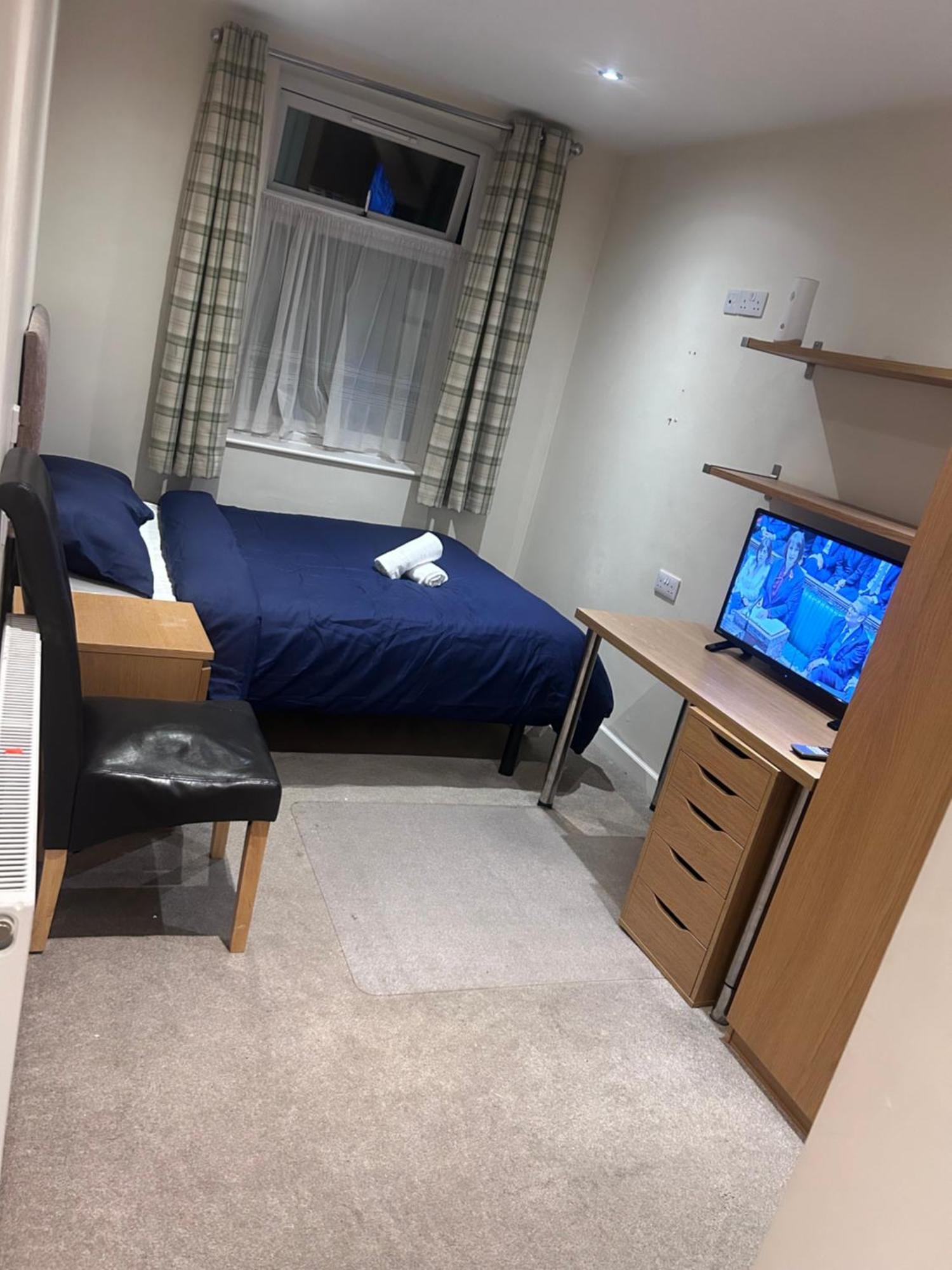 Seafords Guest House Stoke-on-Trent エクステリア 写真